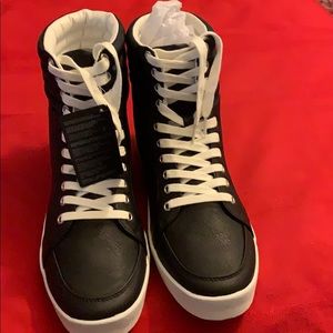 Forever 21 Shoes/Tennis William Black Size 10